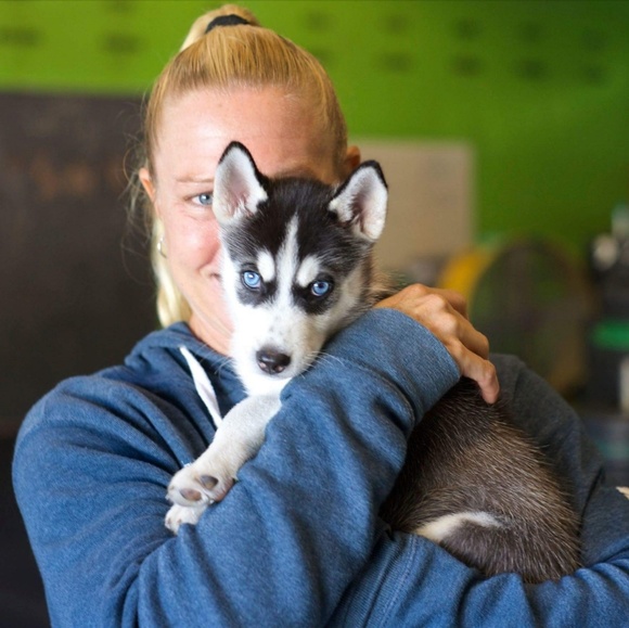 Meet your Posher, Heather - Picture 2 of 2